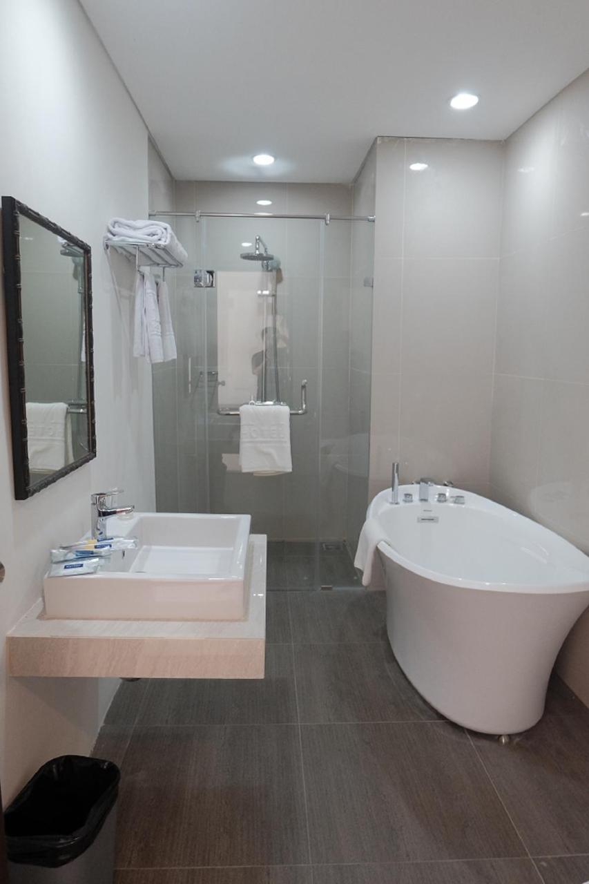 M Hotel Соронг Экстерьер фото